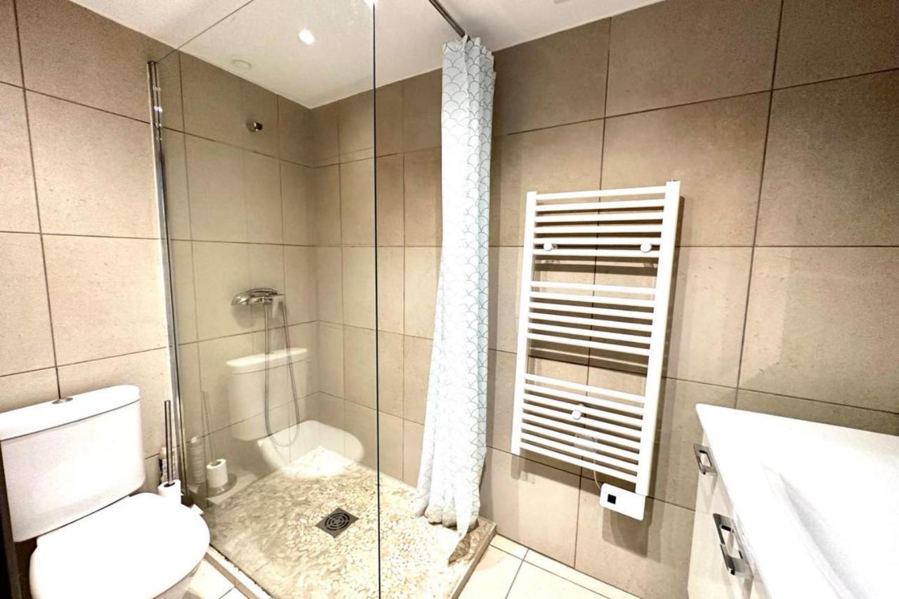 Spacious Cocoon Close To The Beach アジャクシオ エクステリア 写真