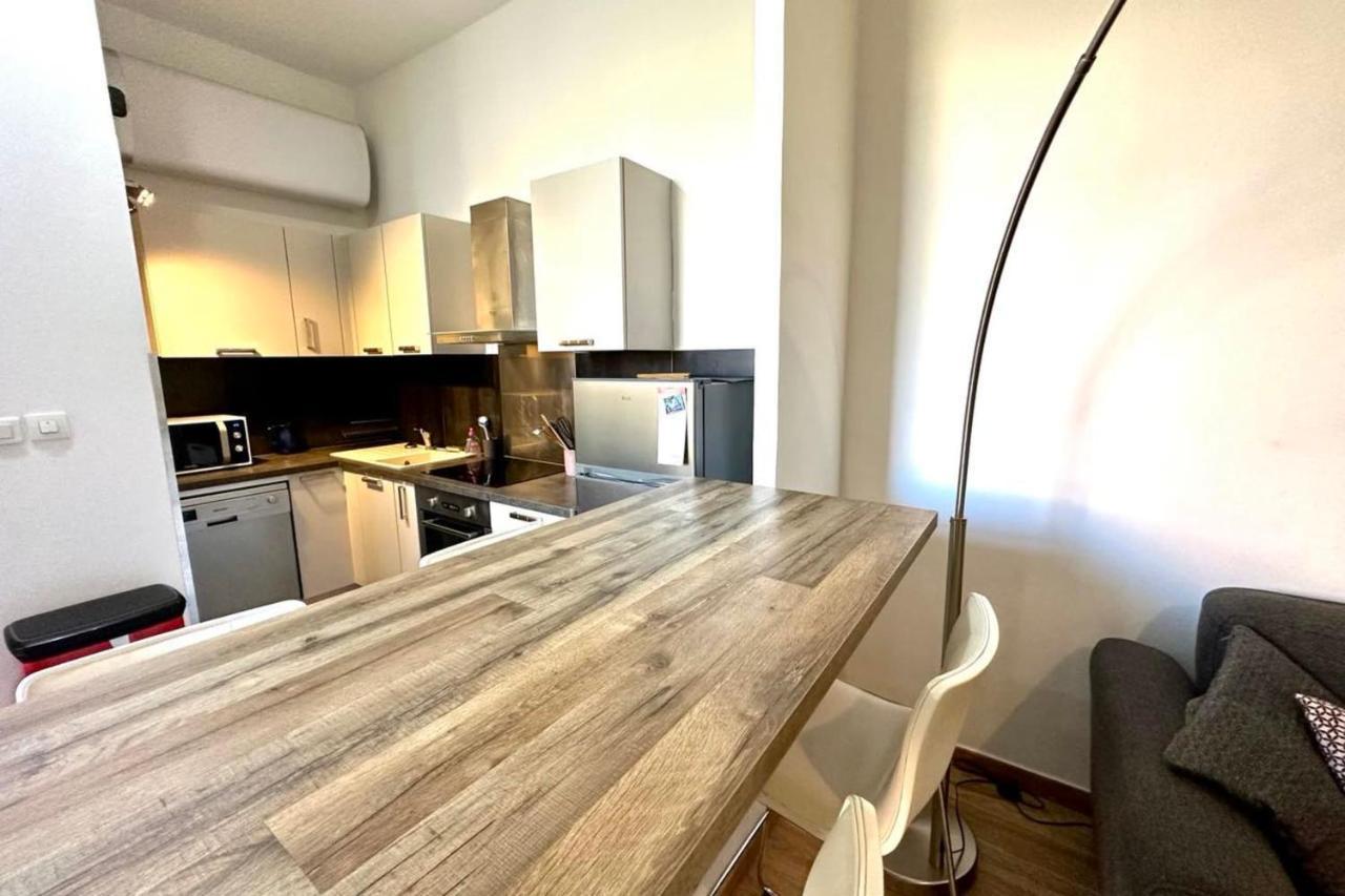 Spacious Cocoon Close To The Beach アジャクシオ エクステリア 写真